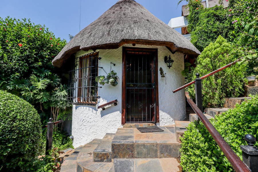 3 Bedroom Property for Sale in Kosmos North West